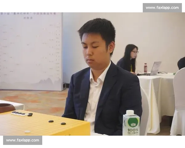 芈昱廷力克刘昌赫 中国 14 将晋级烂柯杯 32 强