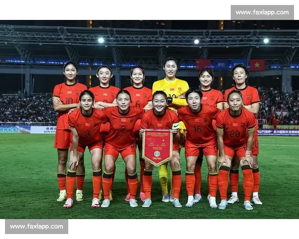 连续颠球过人惊艳永川!中国女足新星演绎教科书级技巧 连续颠球过人惊艳永川!中国女足新星演绎教科书级技巧