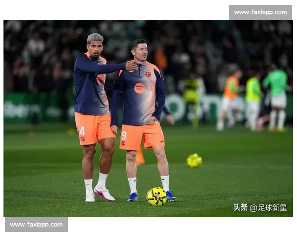 阿劳霍解约金 7 月前 10 天降至 6500 万欧 巴萨防线核心面临挖角风暴