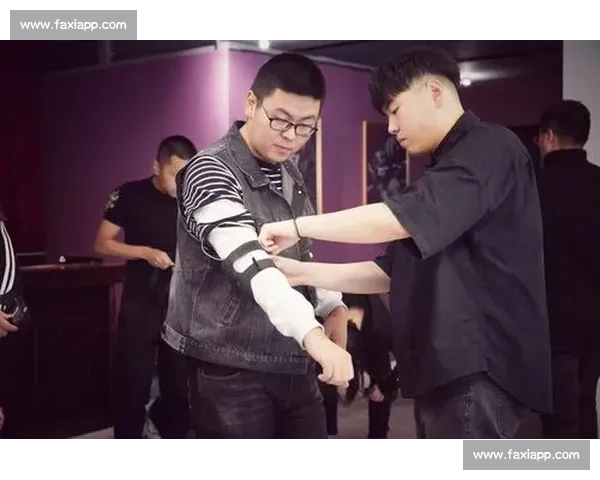 非遗武林燃爆全场!武冈技子拳震撼来袭,等你来挑战 非遗武林燃爆全场!武冈技子拳震撼来袭,等你来挑战